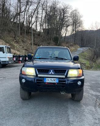 Mitsubishi pajero