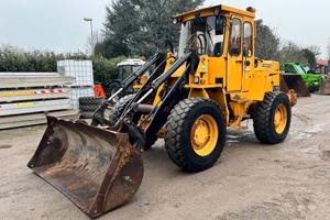 VOLVO BM L50 + ATT. RAPIDO