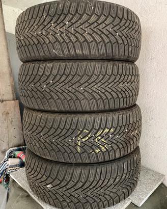 Set 4 gomme invernali
