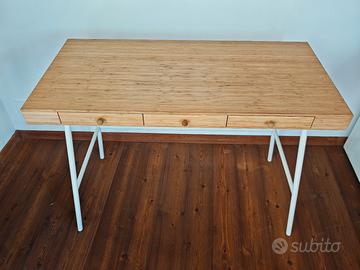 Scrivania lillasen ikea