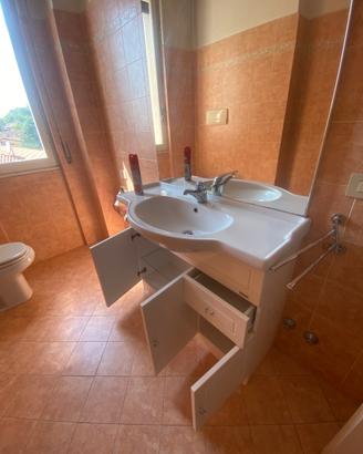 Mobile bagno a terra lavabo incorporato