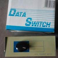 Data switch per collegare più schermi