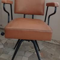 Poltroncina in pelle