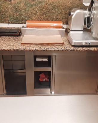 tavolo acciaio con piano in marmo