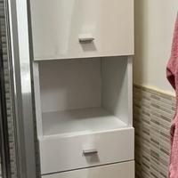 Mobile colonna bagno girevole con specchio