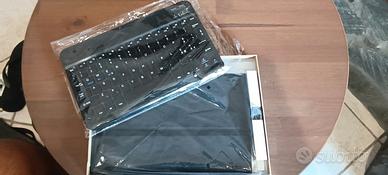 HLTOOP: Custodia con tastiera per Lenovo Tab M10.