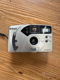 Macchina fotografica Nikon af240sv