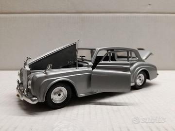 MODELLO ROLLS ROYCE SILVER CLOUDE POLISTIL