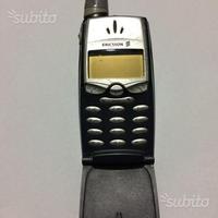 Cellulare Ericsson modello t39 m completo di cavi