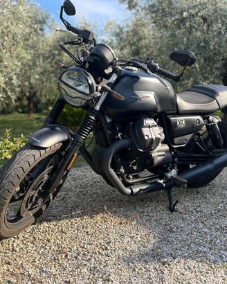 Moto Guzzi V7 IV Stone 850cc