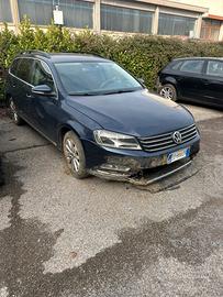 Vvw Passat 2011 1.6 tdi - per pezzi di ricambi ,