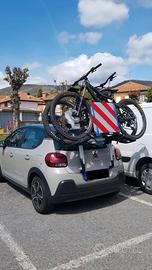 Thule Portabici da Auto Posteriore Outway Platfor