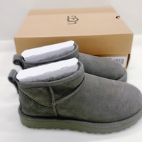 Stivali da neve classici e caldi UGG EU38