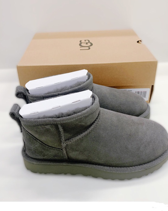 Stivali da neve classici e caldi UGG EU38