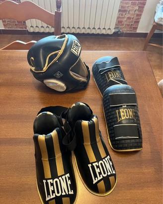 Attrezzatura kickboxing donna