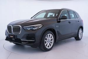 BMW X5 xdrive45e xLine auto - KM0 - IVA ESPOSTA