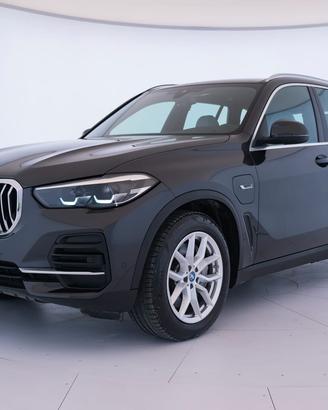 BMW X5 xdrive45e xLine auto - KM0 - IVA ESPOSTA