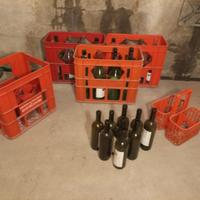 stock di 24 bottiglioni con cestelli