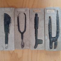 Bisturi chirurgici romanici, rarissimi.