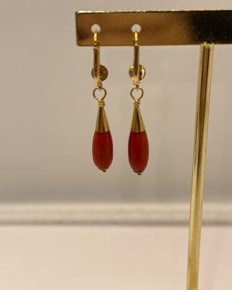 Orecchini in corallo