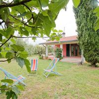 Villa appart. giardino e parcheggio vicino al mare