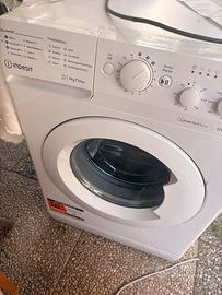 Lavatrice Indesit ANCORA IN GARANZIA