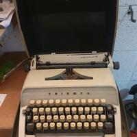macchina da scrivere 