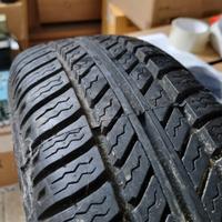 cerchio 3 fori con pneumatico nuovo  155-70-r13