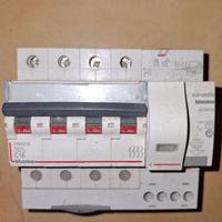 INTERRUTTORE MAGNETOTERMICO DIFFERENZIALE 4 X 16A