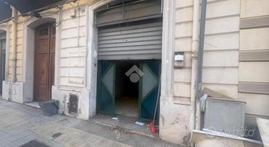 NEGOZIO A MESSINA