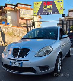 Lancia Ypsilon 1.2 Argento