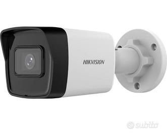 Telecamera IP Hikvision DS-2CD1083G2-LIUF 2,8mm PL