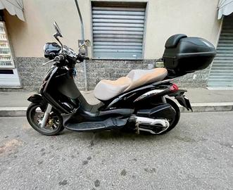 Piaggio beverly cruiser 500