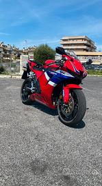 Honda cbr 600 rr 2025