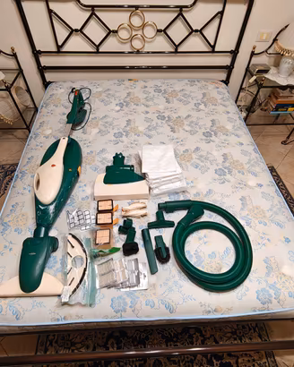 Vorwerk Folletto VK 135 completo accessori 