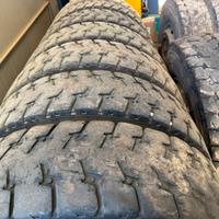 Gomme Pirelli cava cantiere