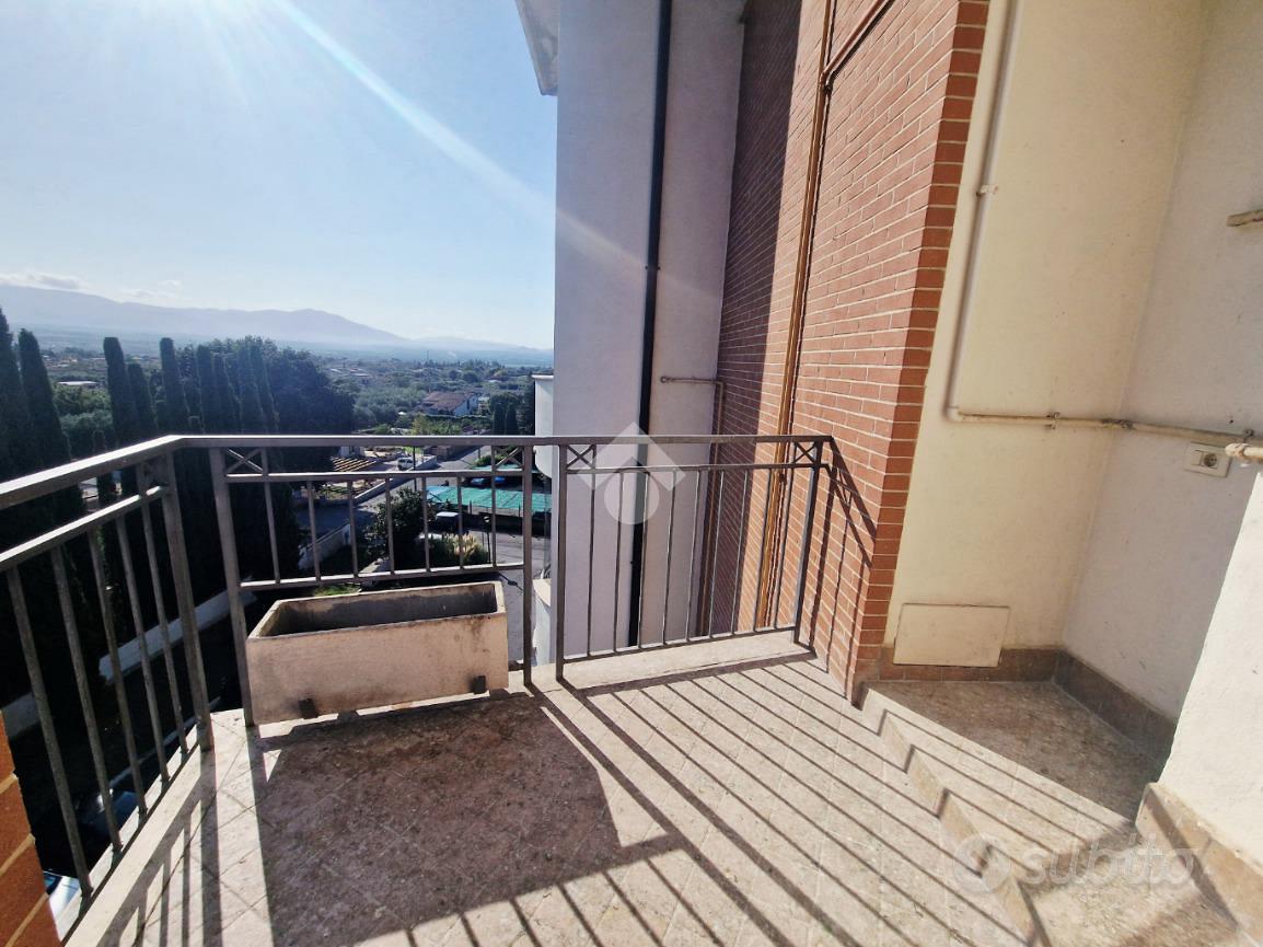 MONOLOCALE A FIANO ROMANO - Altro