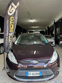 Ford Fiesta 1.4 TDCi 68CV 5 porte Titanium