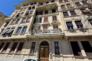 Appartamento a Genova 9 locali