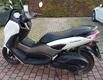 Yamaha N-Max 125 cc
