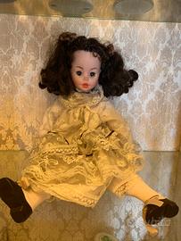 Bambola porcellana antiquariato