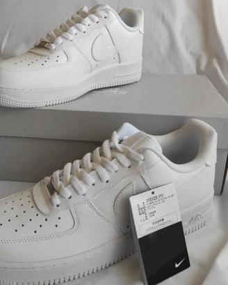Nike Air Force 1 bianche originali – taglia 42
