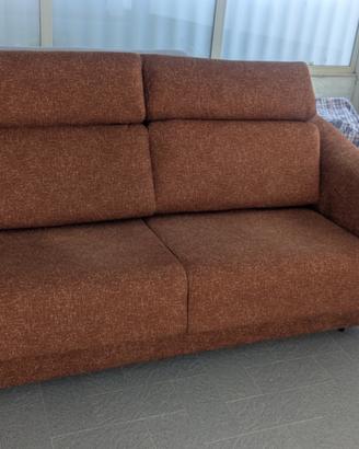 Divano letto molto morbido e comodo