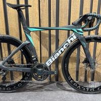 Bianchi Oltre RC Campagnolo SuperRecord EPS - Demo