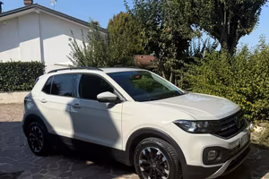 Volkswagen T-Cross 1.0 Benzina Style – 2023