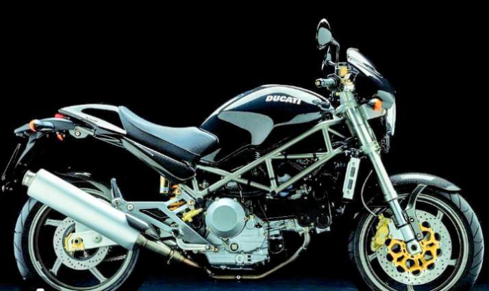 serbatoio/manubrio/ e ricambi ducati monster