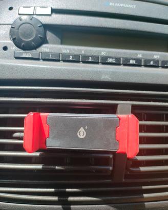 Supporto per smartphone da auto con aggancio