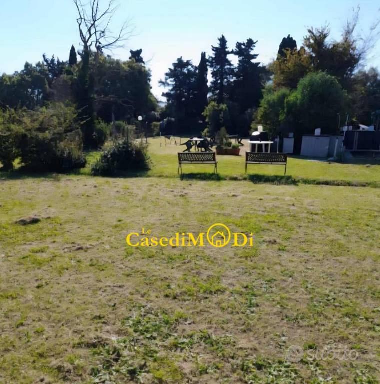 Terreno di 2100 m² a Livorno - Vista 3