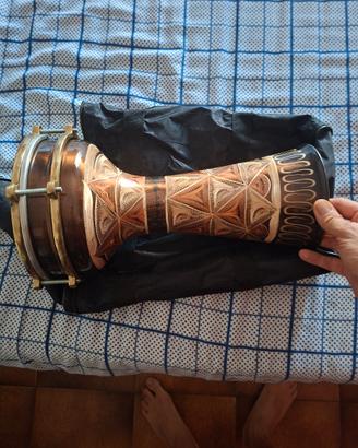Darbuka in ottone fatto a mano 