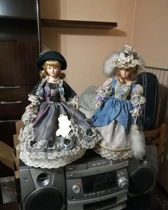 Bambole in porcellana victoria e dolls